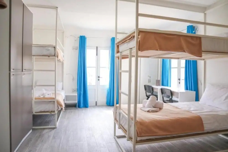 AM Hostel