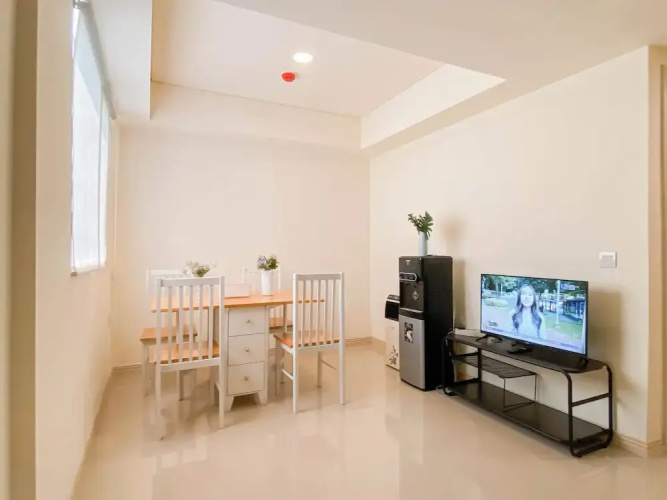 Basic 1Br With Extra Room At Meikarta Apartment