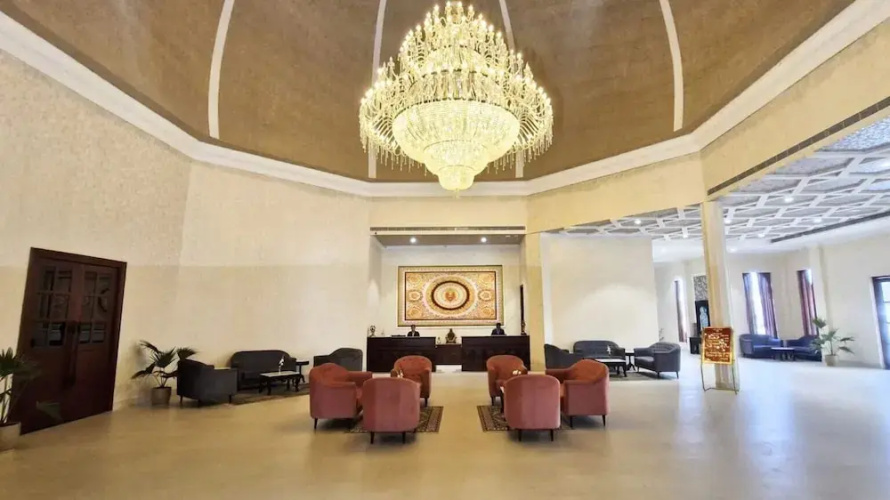 Hotel Raj Vilas The Palace