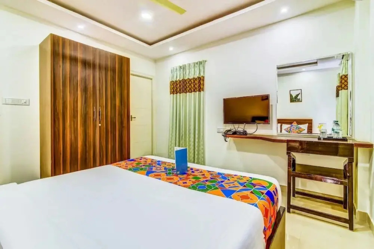 Hazel Suites by FabHotels