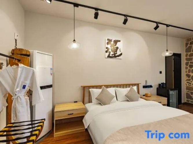 Standard Double room with courtyard view
