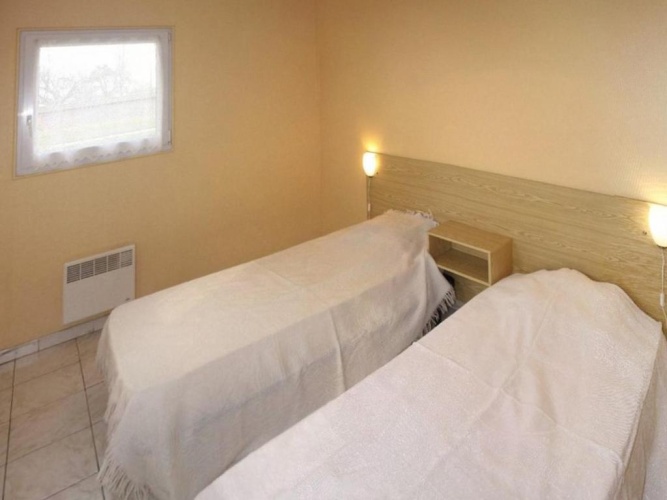 3 Bedrooms Cottage