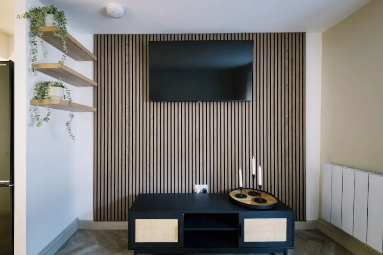 Sun St Apartment 5