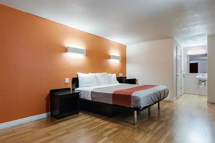 Motel 6 Ferndale WA