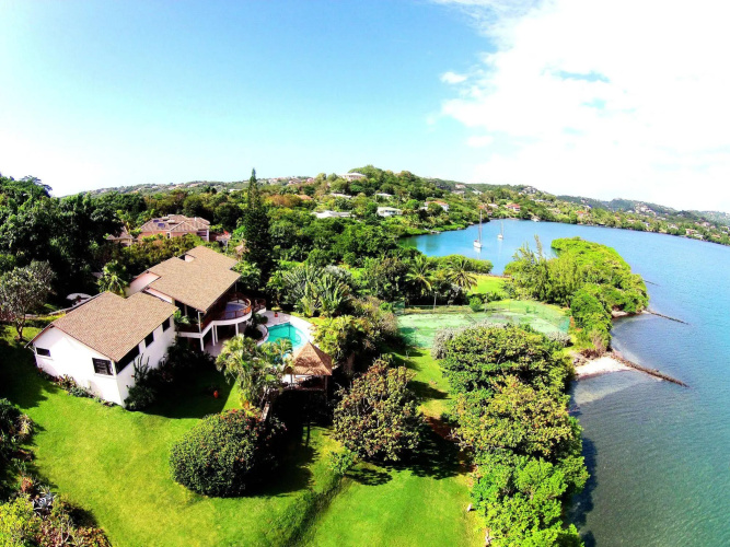 Villa Solitaire