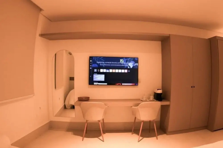 Roka Hotel Boutique