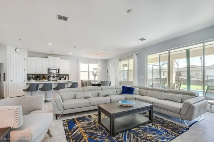 1791spp 5 Bedroom Townhouse by RedAwning