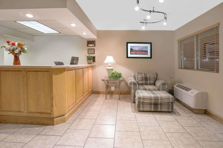 North Platte Inn & Suites