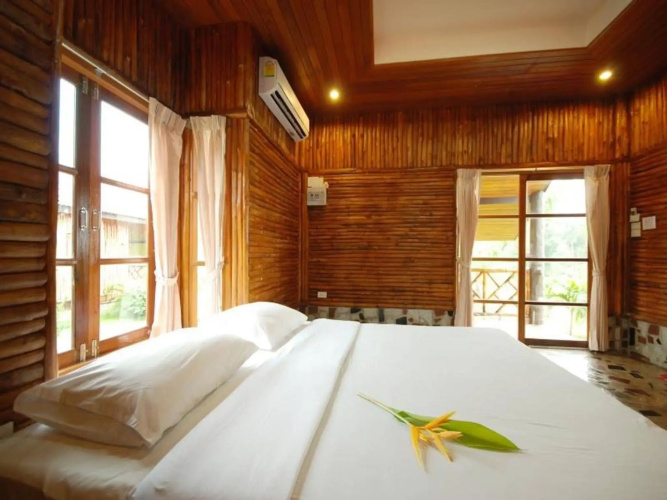 Golden Cliff Beach Resort