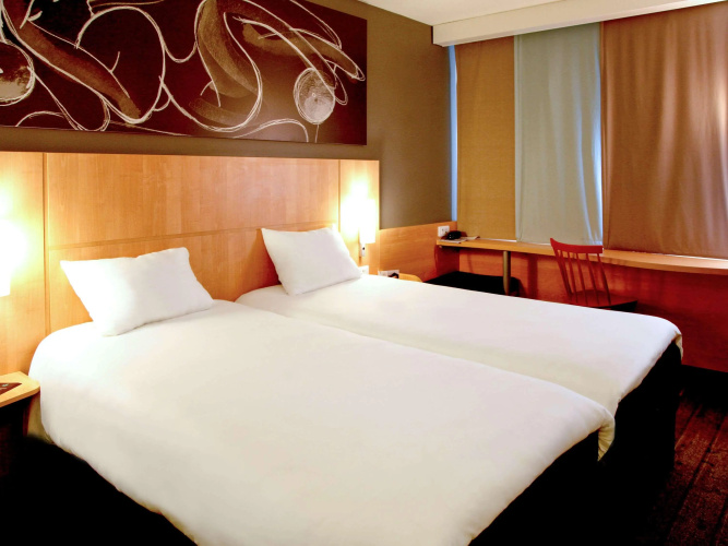 Ibis Les Herbiers