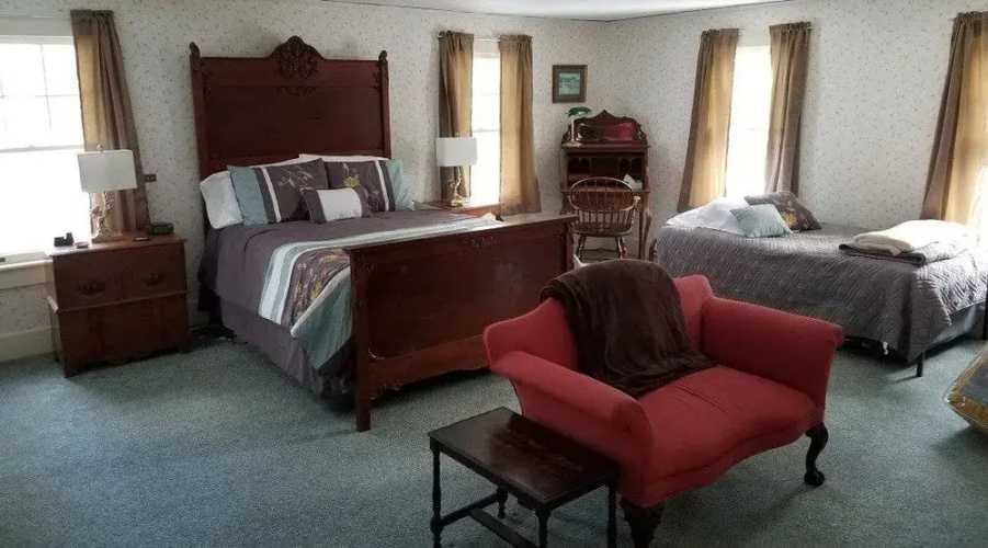 The Windflower Inn