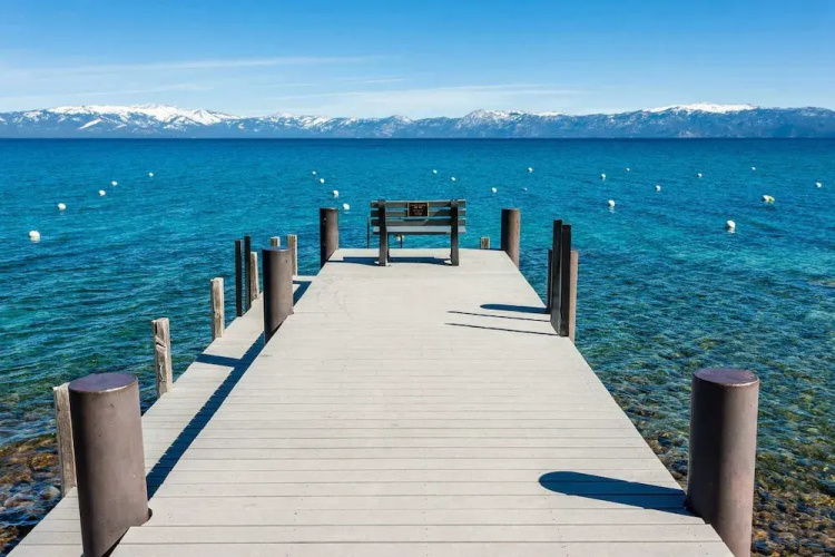 Waters Edge Oasis Shared Pool & Pier Access
