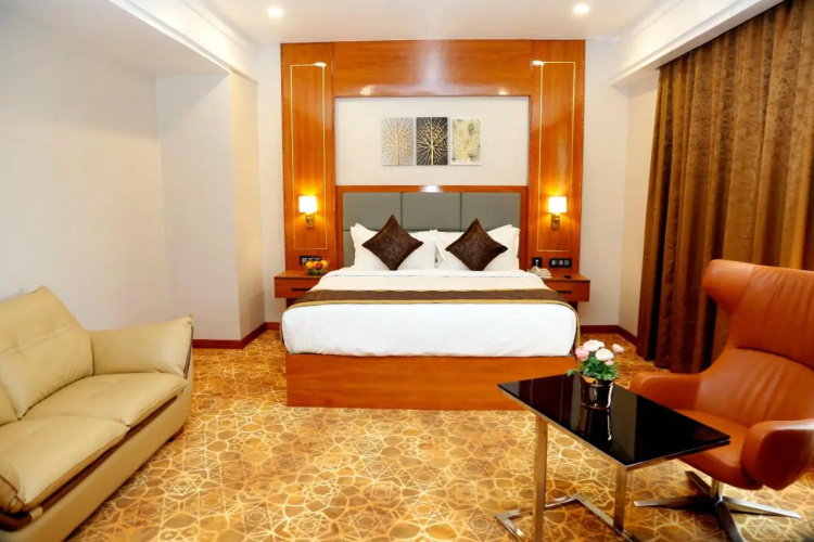 Hotel Leroy Grand
