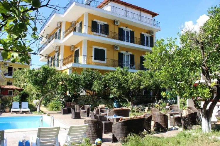 Alkyon Aparthotel
