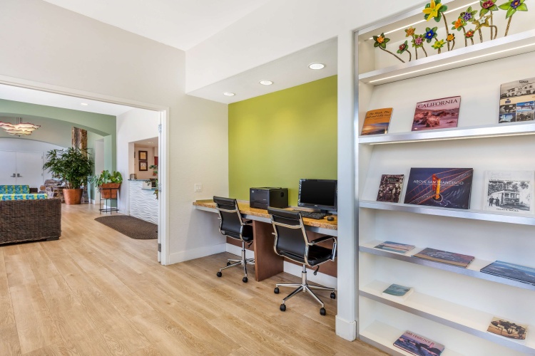 Best Western Plus Capitola By-the-Sea Inn & Suites photo 13