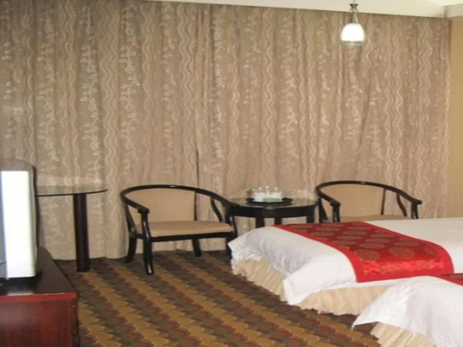 Yiwu Guomao Hotel