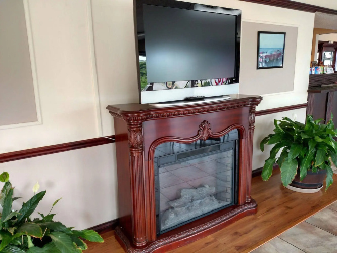 Evergreen Inn