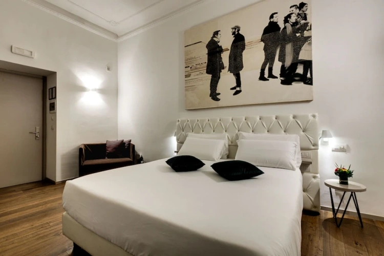 Luxury Suite with balcony