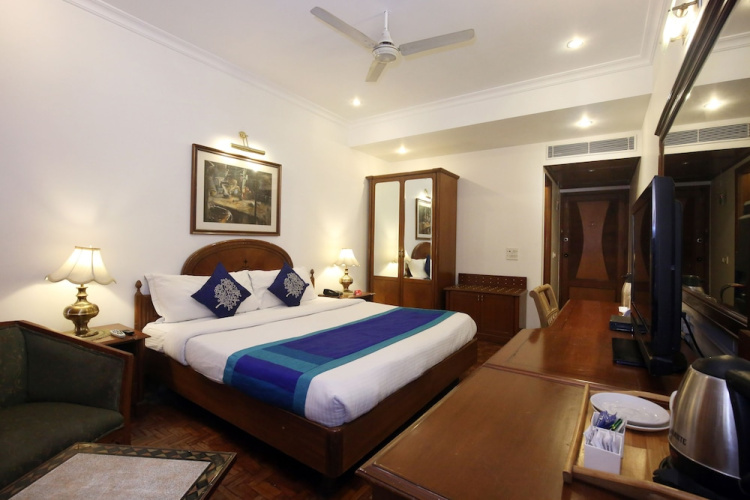 OYO 1100 Hotel Kwality Regency