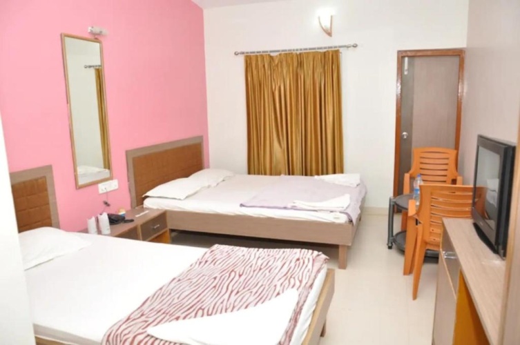 Deluxe Quadruple room