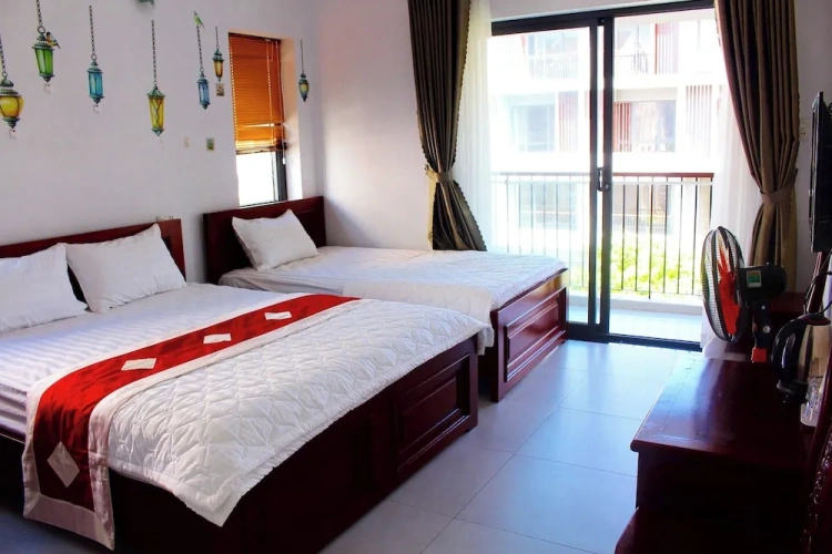Standard Triple room