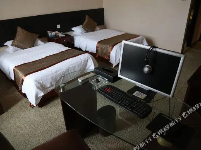 Business Triple Suite