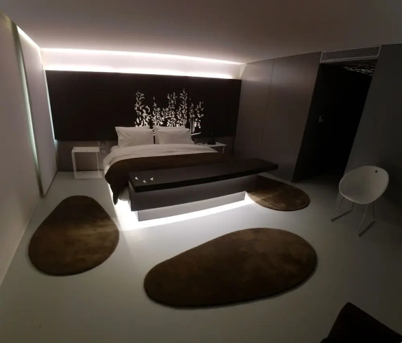 Double Suite