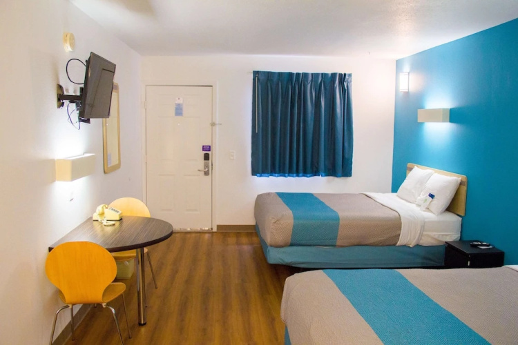 Motel 6 Sikeston MO