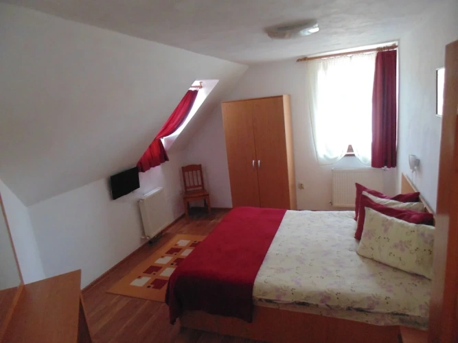 Economy Double room with balcony and with garden view