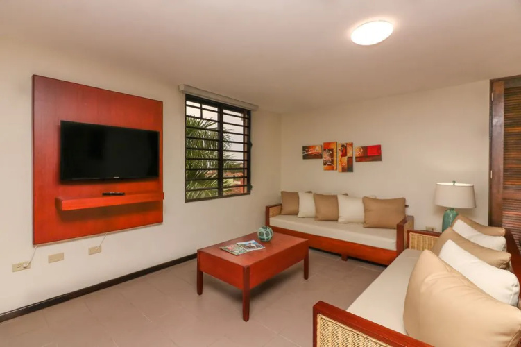 The Plaza Suites