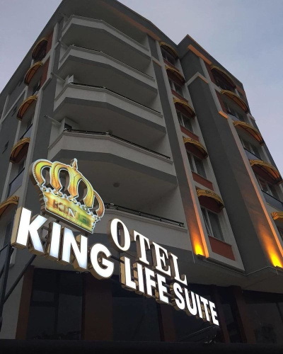 King Life Suite