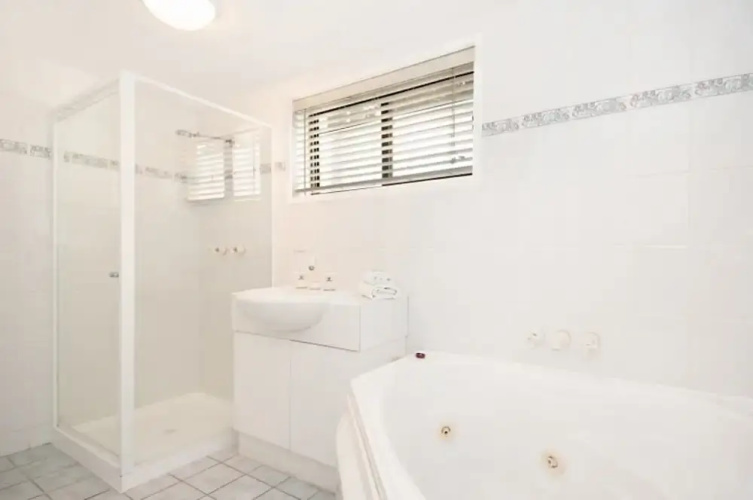 40 Culgoa Point