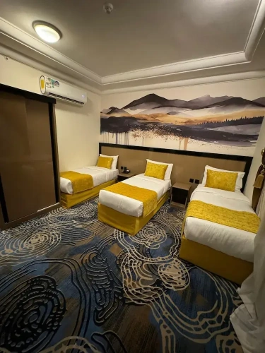 Standard Triple room