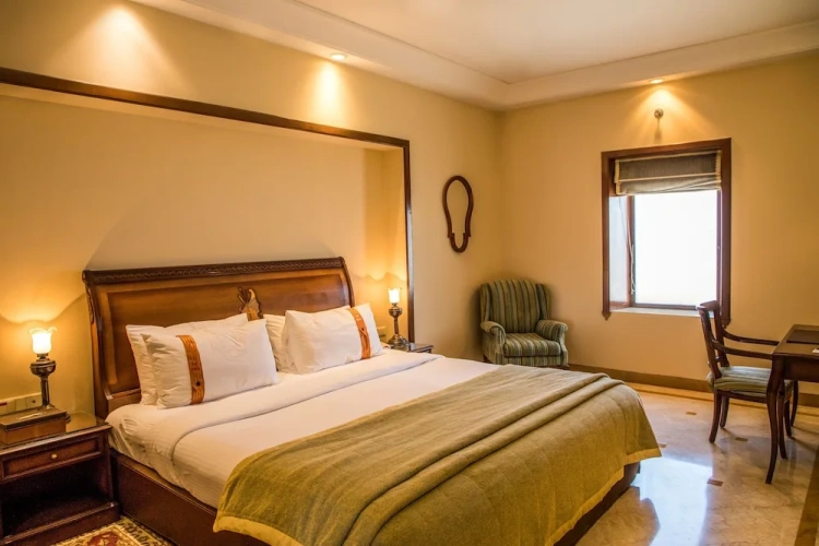 Standard room with view