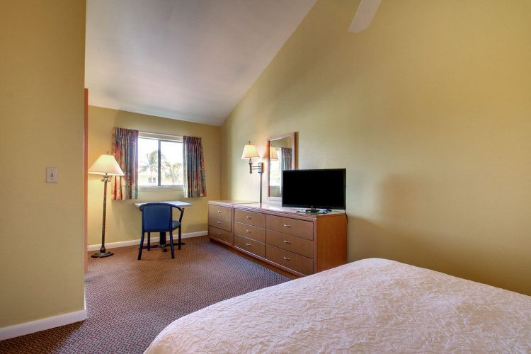 Waterside Suites & Marina