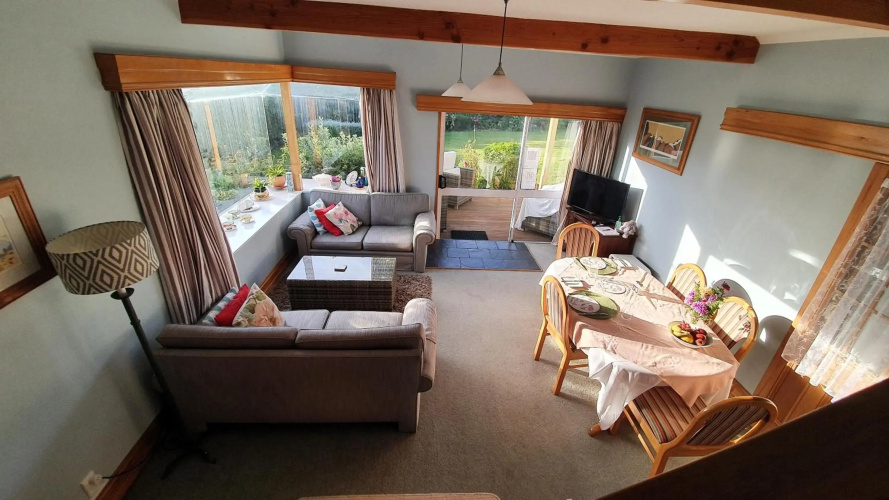 Century House B & B flatlette
