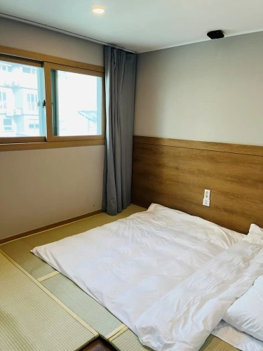 Standard Twin room with city view