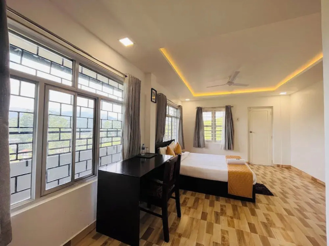 7 Malai Residency