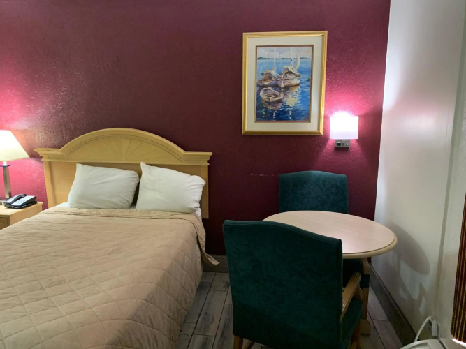 Americas Best Value Inn-Tillmans Corner/Mobile