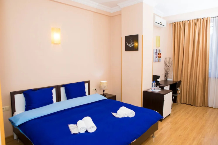 Vera Gold Inn Hotel