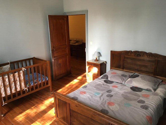 4 Bedrooms Cottage