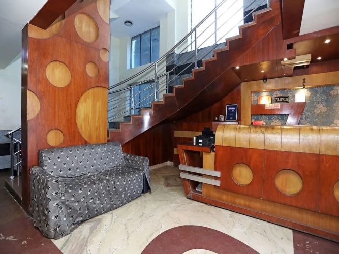 OYO 16173 Hotel Dk