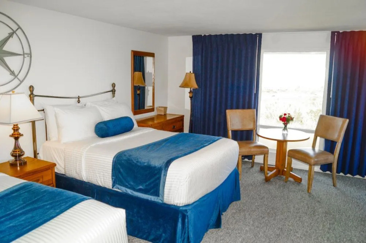 Dune Crest Hotel