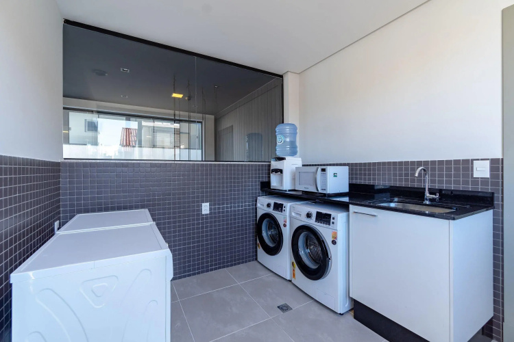 Confortável Loft em Condomínio com Piscina