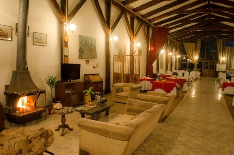 Arunco Hotel