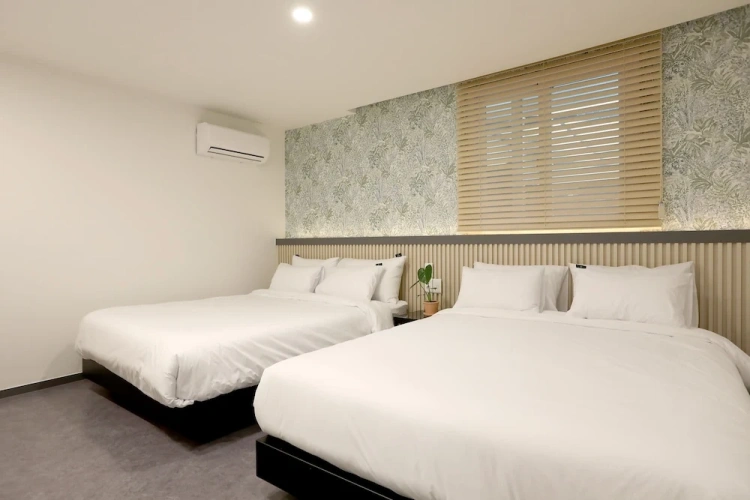 2 Bedrooms Suite