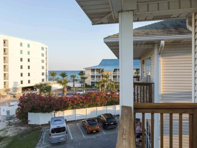 Sunset Cottages #4C