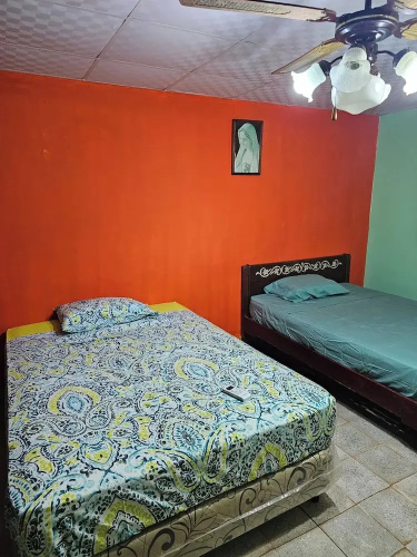 Cuartos independientes con baño privado