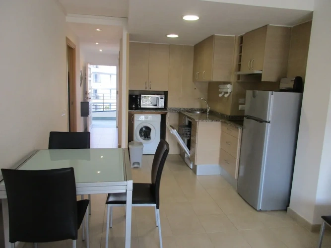 2 Bedrooms Apartment