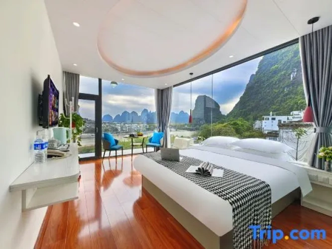 Deluxe Double room with river view